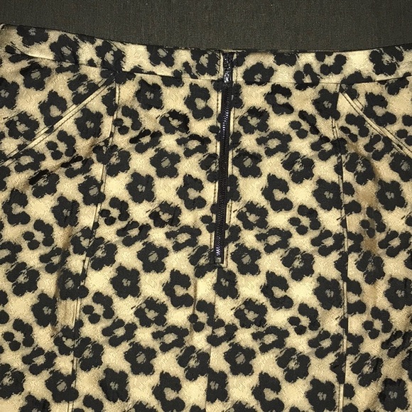 Ann Taylor Animal Print Pencil Skirt - Picture 5 of 8